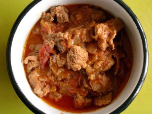Cinnamon lamb curry